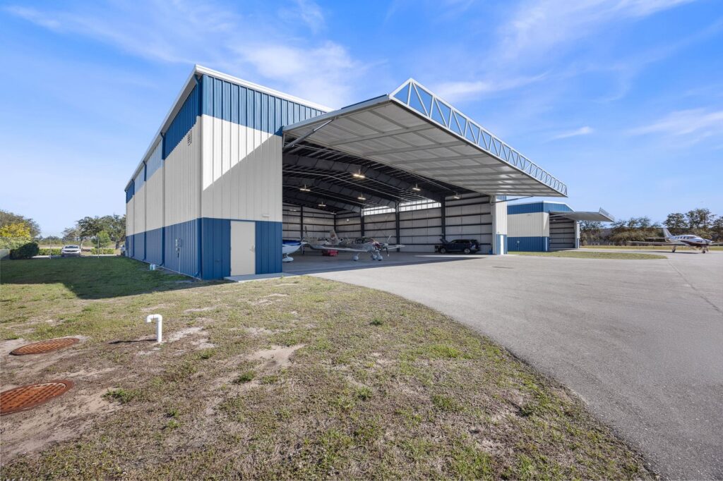 Hangar 3